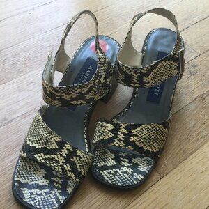 Karen Scott Leopard :Leather Upper Black Sole Shoe